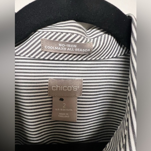 CHICO’S NO IRON  COOLMAX ALL SEASON BLOUSE. GREY PINNED STRIP. SIZE 2  (12-14) - Picture 8 of 9